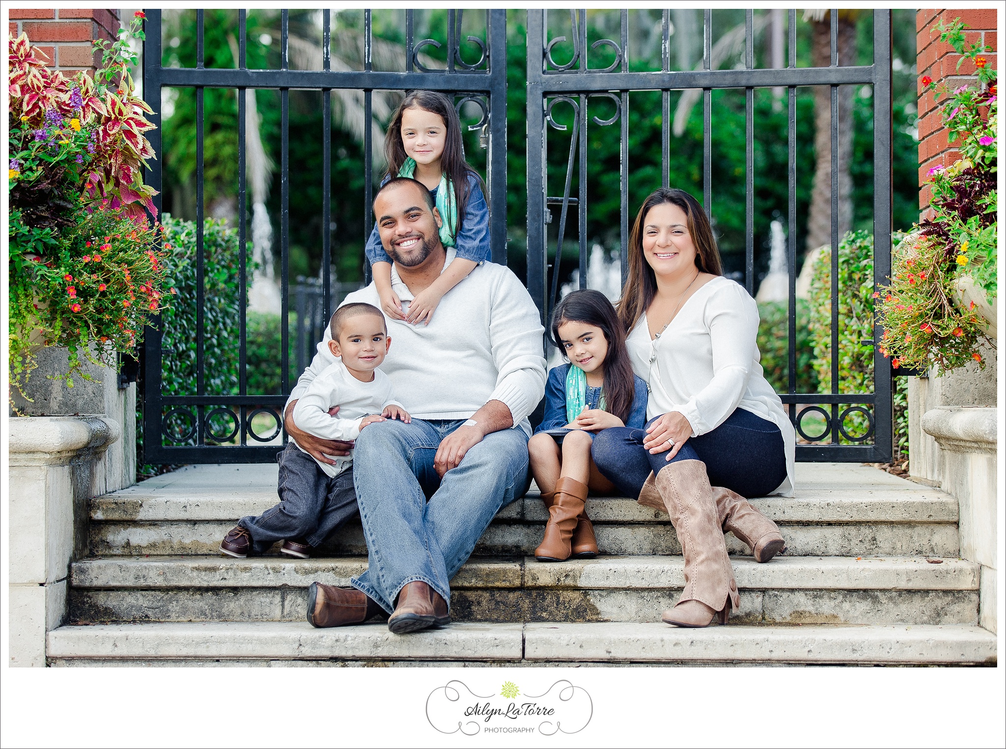 Old Hyde Park Photographer | © Ailyn La Torre Photography 2014