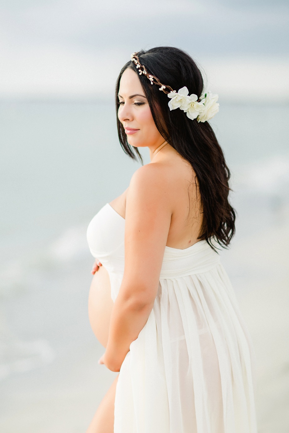 Tampa Maternity Photographer | © Ailyn La Torre Photography 2015