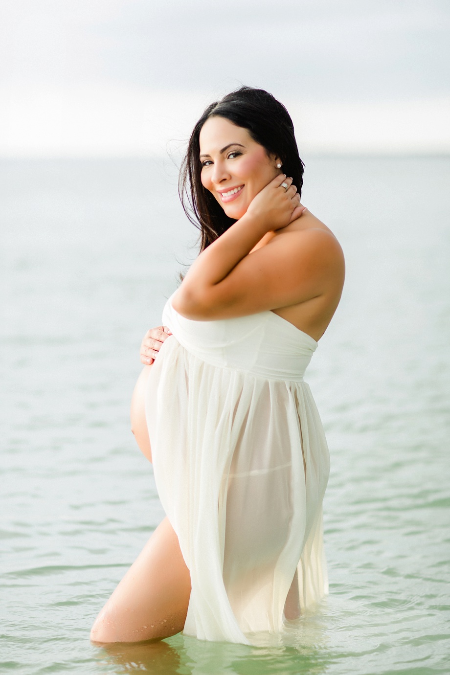Tampa Maternity Photographer | © Ailyn La Torre Photography 2015