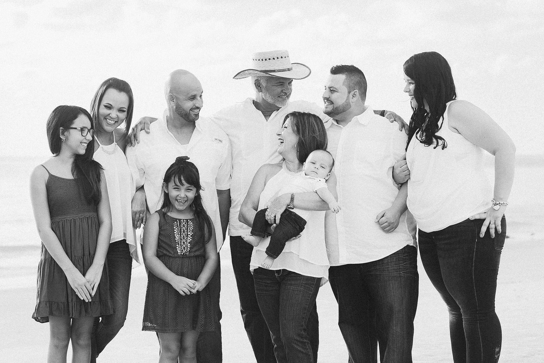 Family Beach Portraits | © Ailyn La Torre Photography 2015