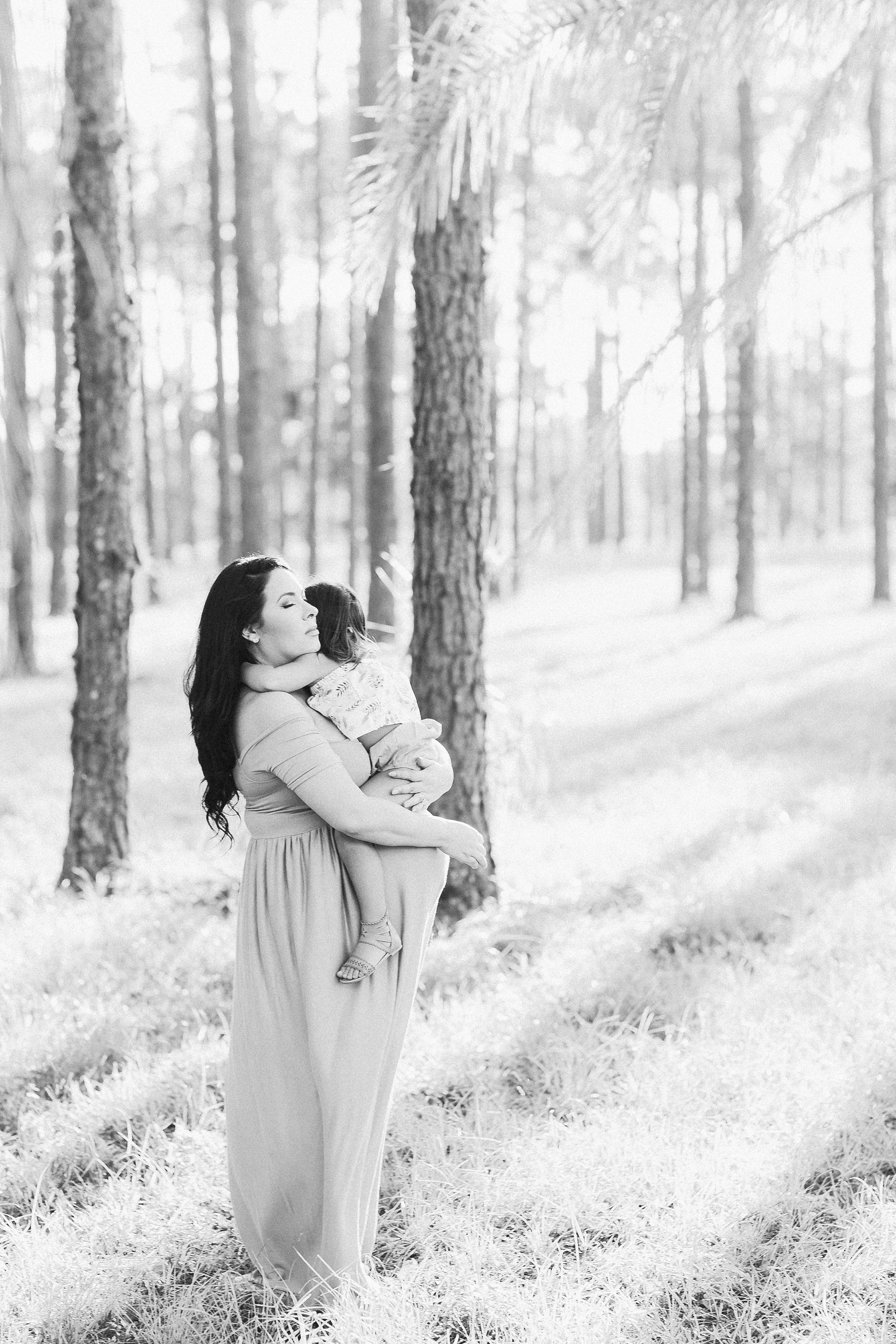 Tampa Maternity Photographer | © Ailyn La Torre Photography 2017