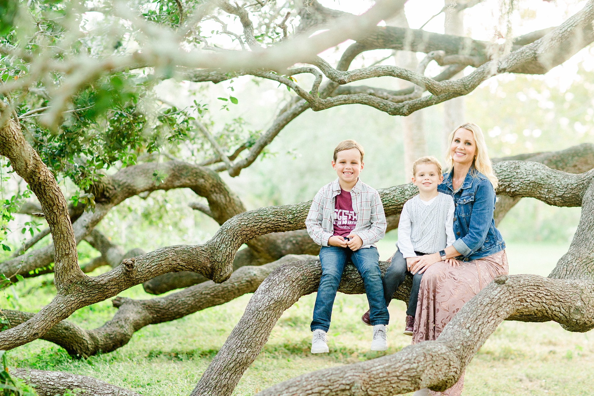 Tampa Family Photographer | © Ailyn La Torre Photography 2017