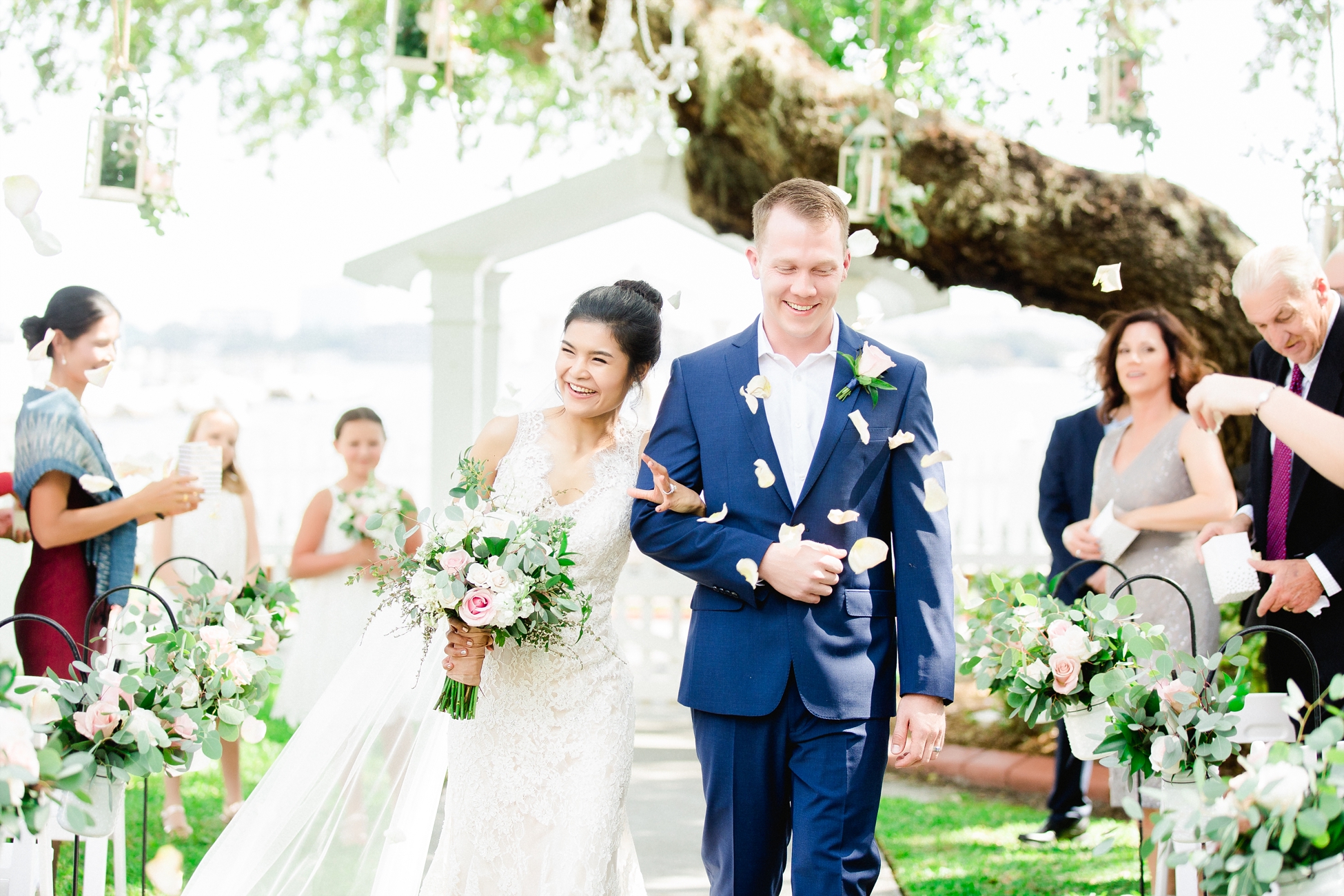 Palmetto Riverside Wedding | © Ailyn La Torre Photography 2018