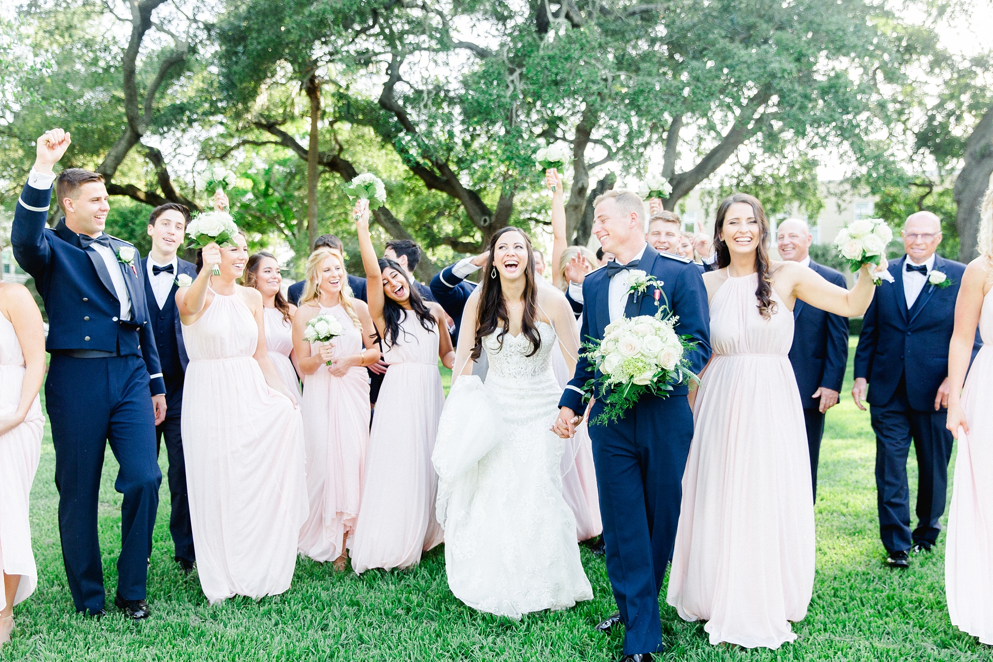 Tampa Garden Club Wedding | © Ailyn La Torre Photography 2018