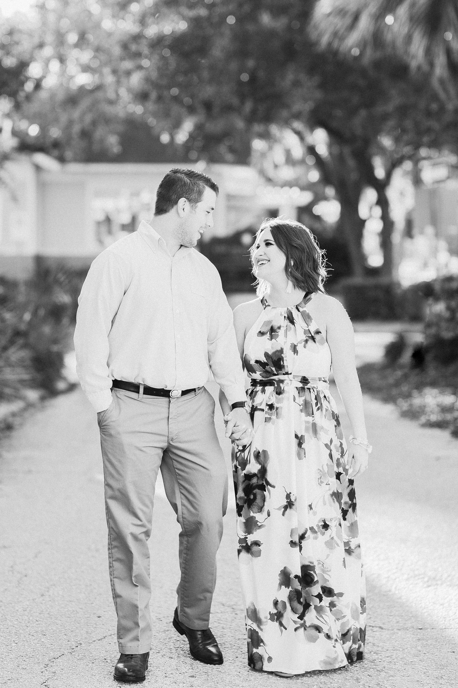 Old Hyde Park Engagement | © Ailyn La Torre Photography 2018