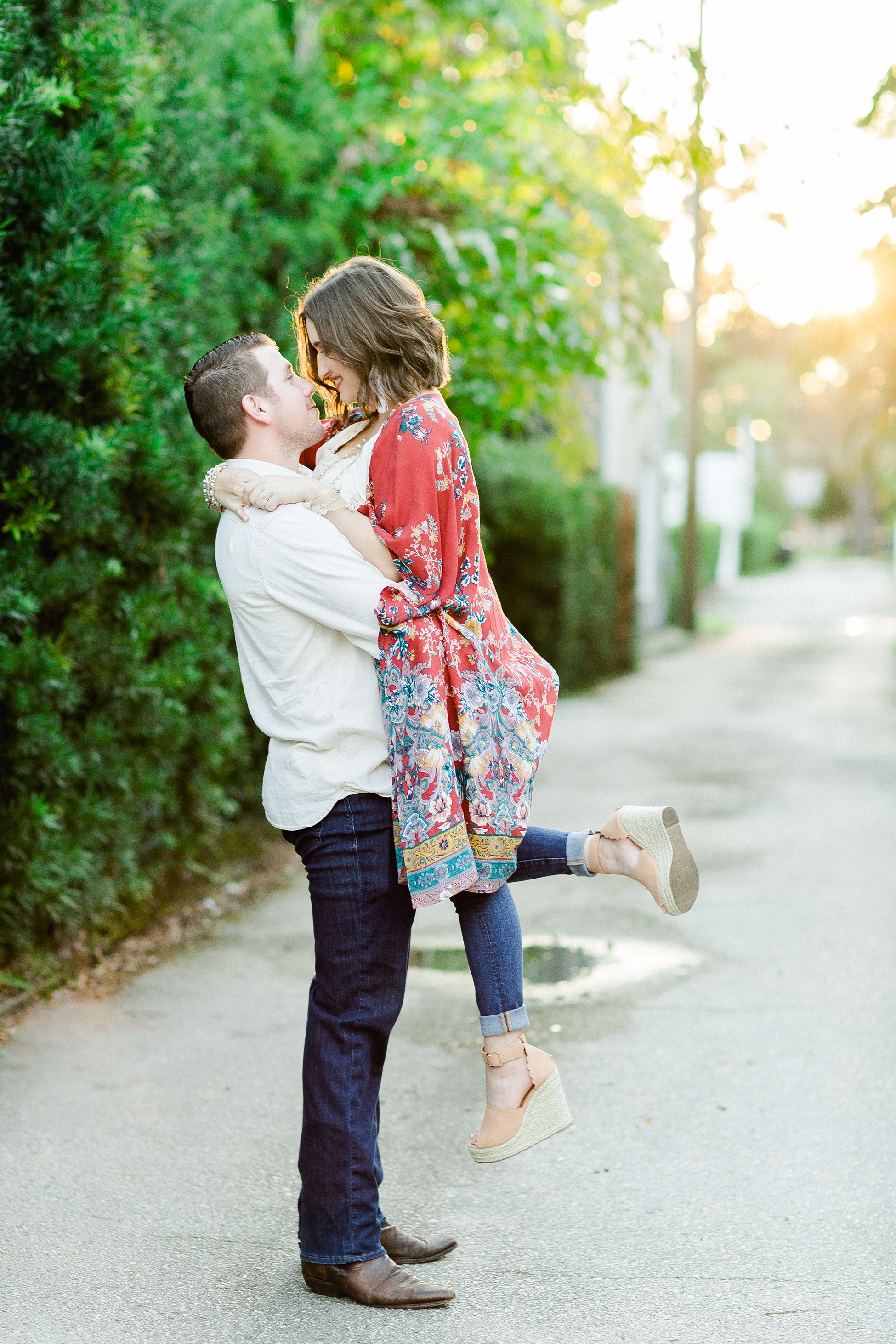 Old Hyde Park Engagement | © Ailyn La Torre Photography 2018