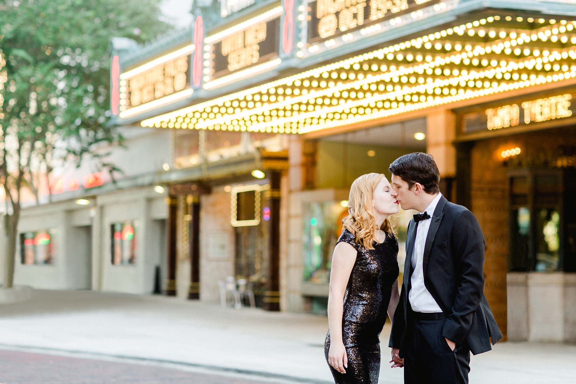 Elegant Downtown Engagement | © Ailyn La Torre Photography 2018