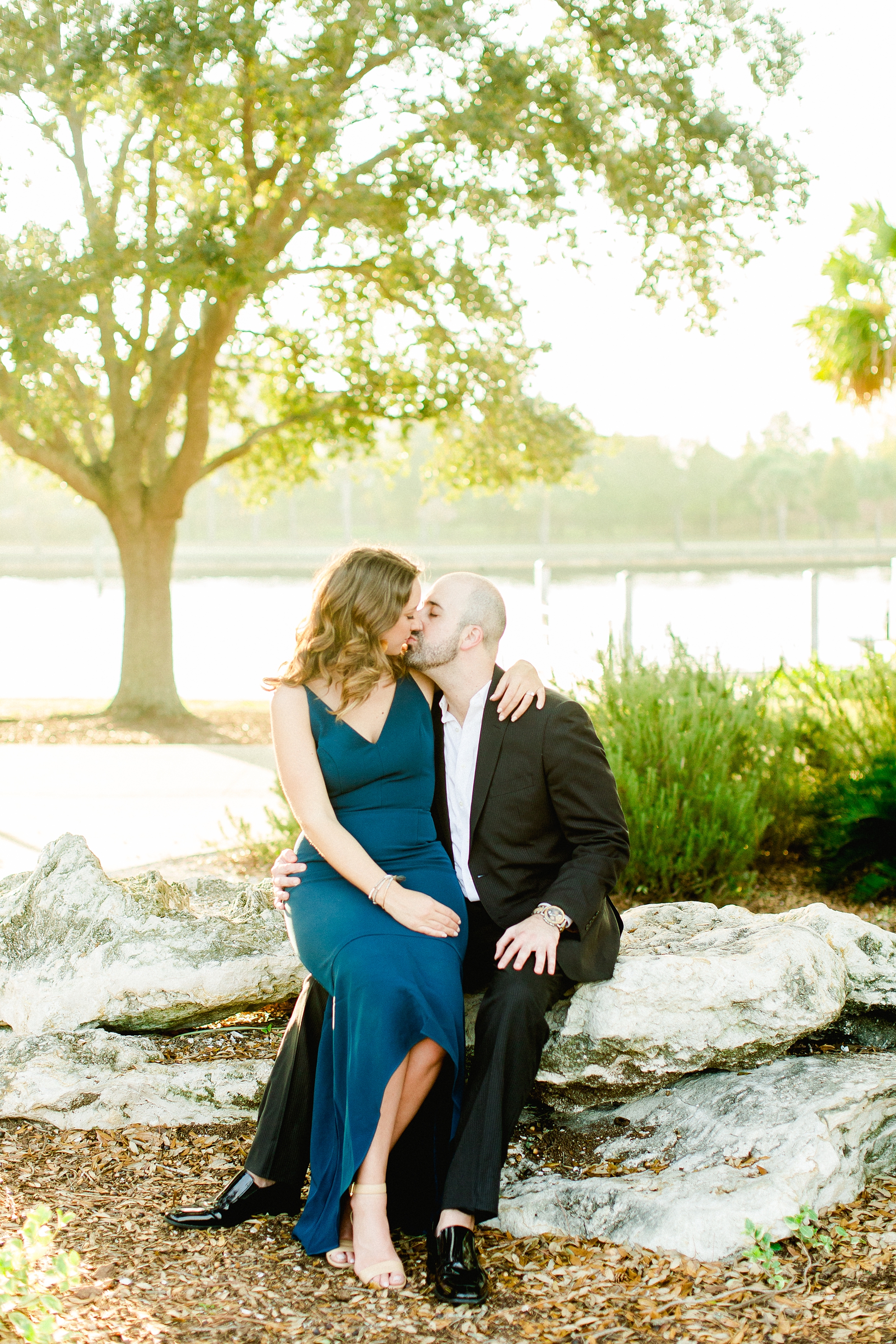 Downtown Tampa Engagement |© Ailyn La Torre Photography 2018