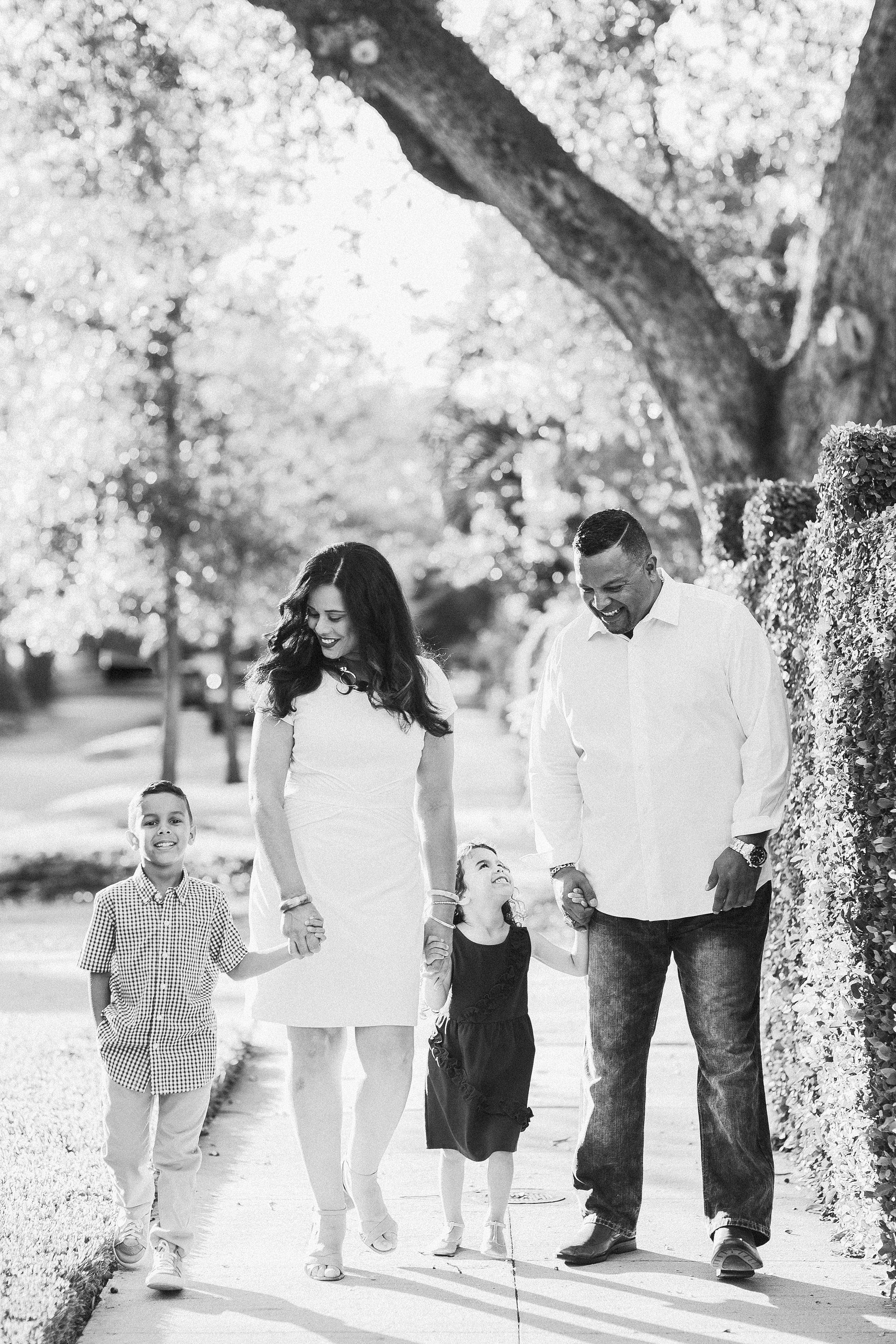 Holiday Mini Sessions Part 1 | © Ailyn La Torre Photography 2018 