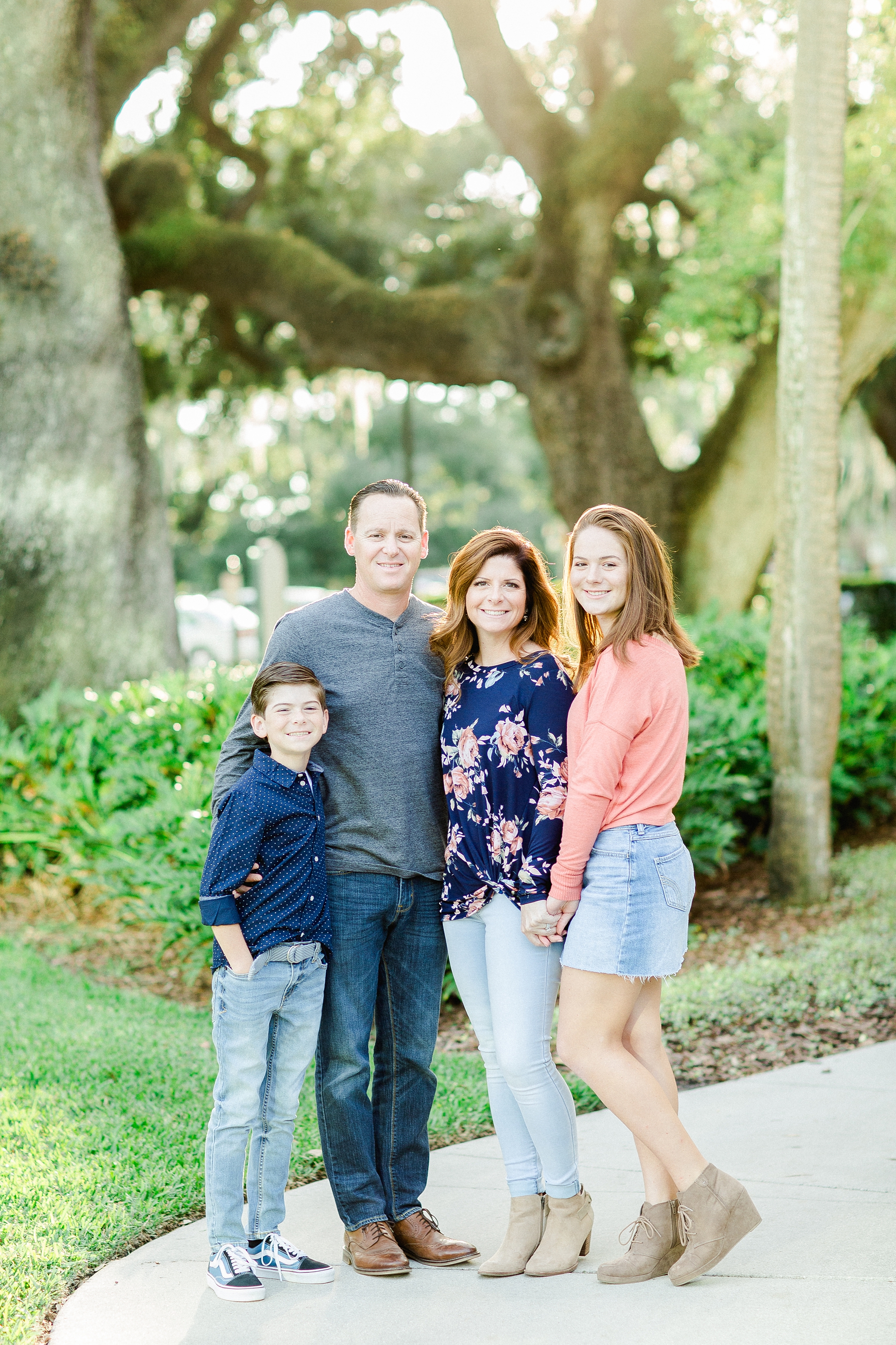Holiday Mini Sessions Part 2 | © Ailyn La Torre Photography 2018