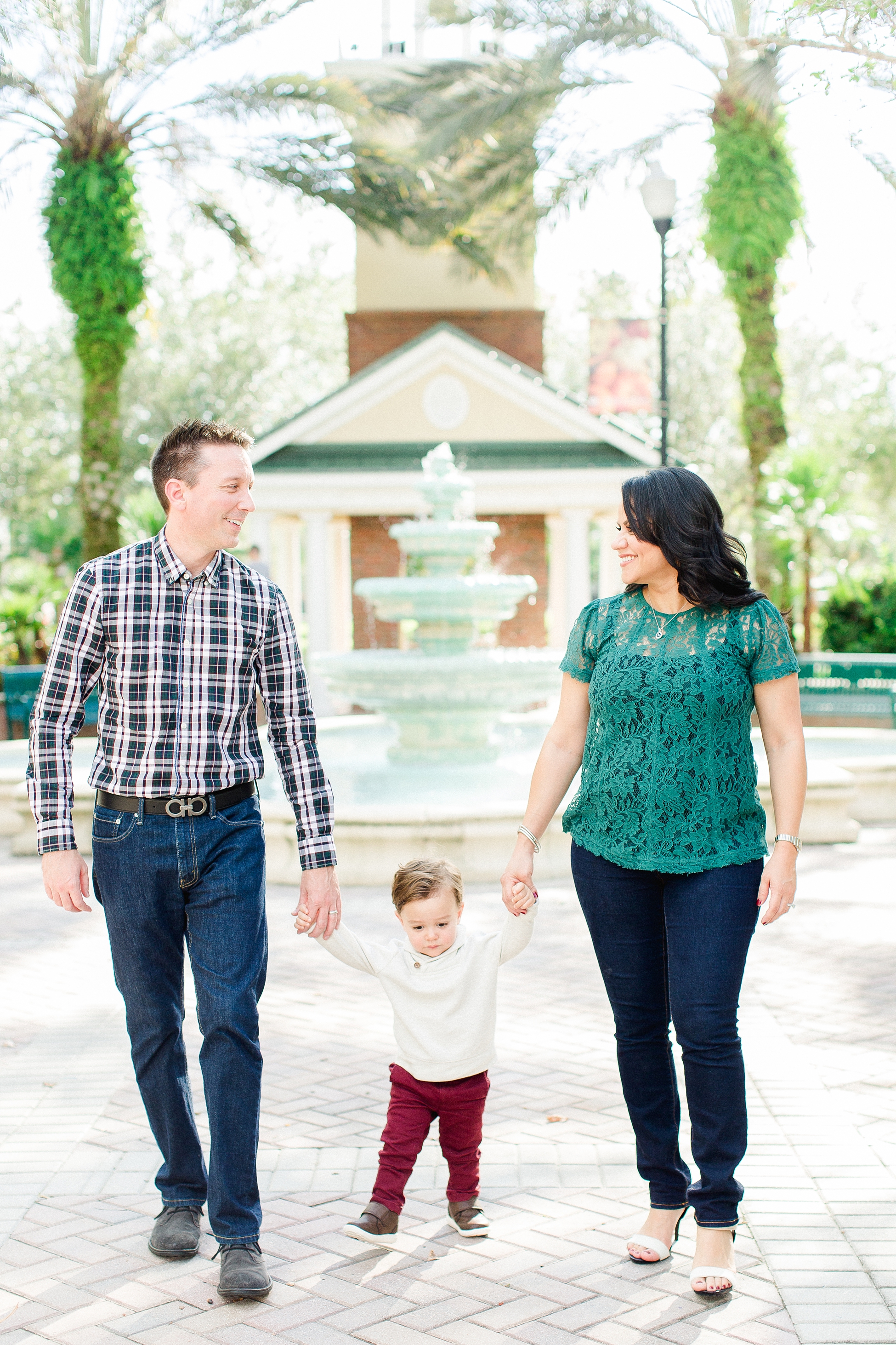 Holiday Mini Sessions Part 1 | © Ailyn La Torre Photography 2018 
