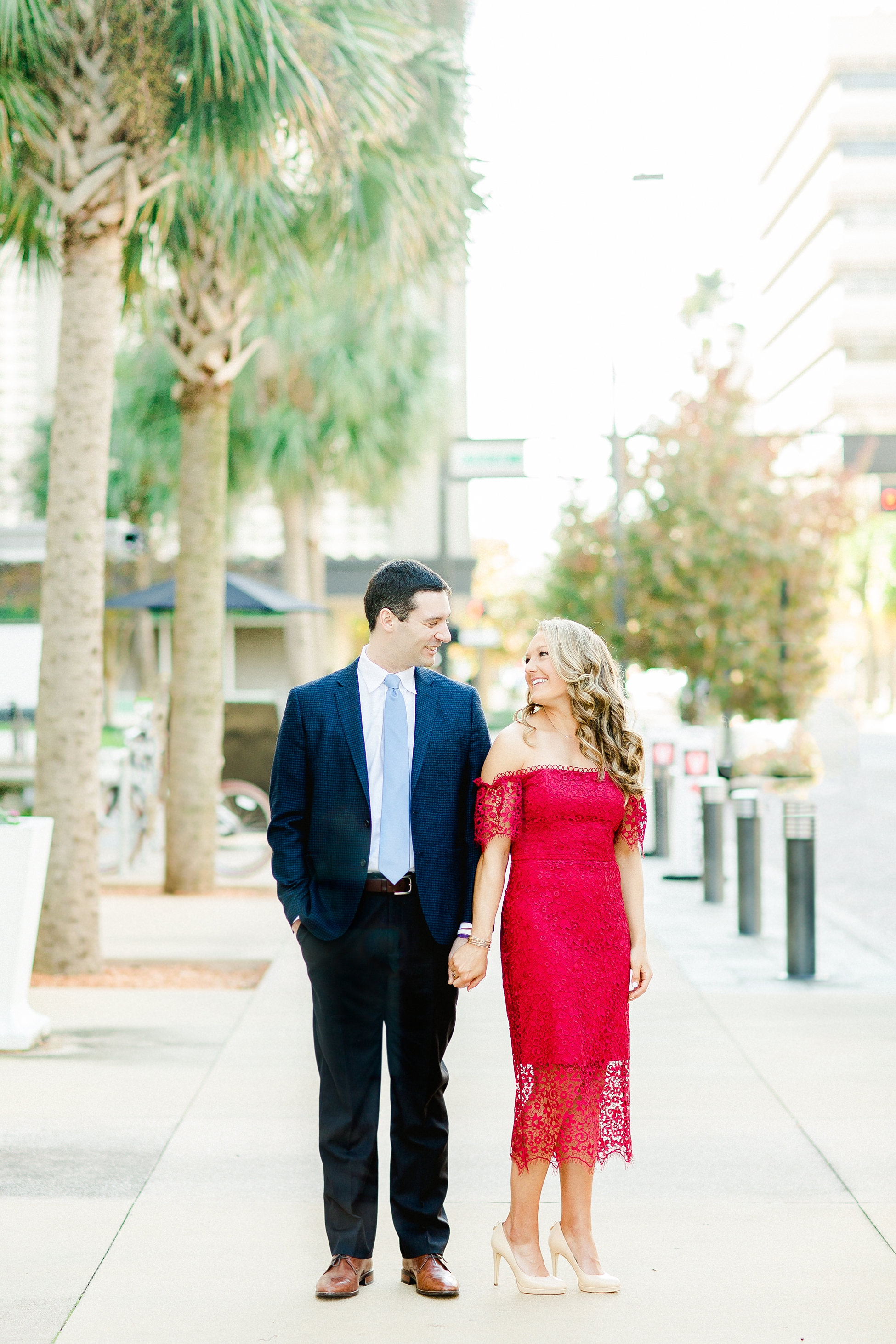 Downtown Tampa Engagement | © Ailyn La Torre Photography 2019