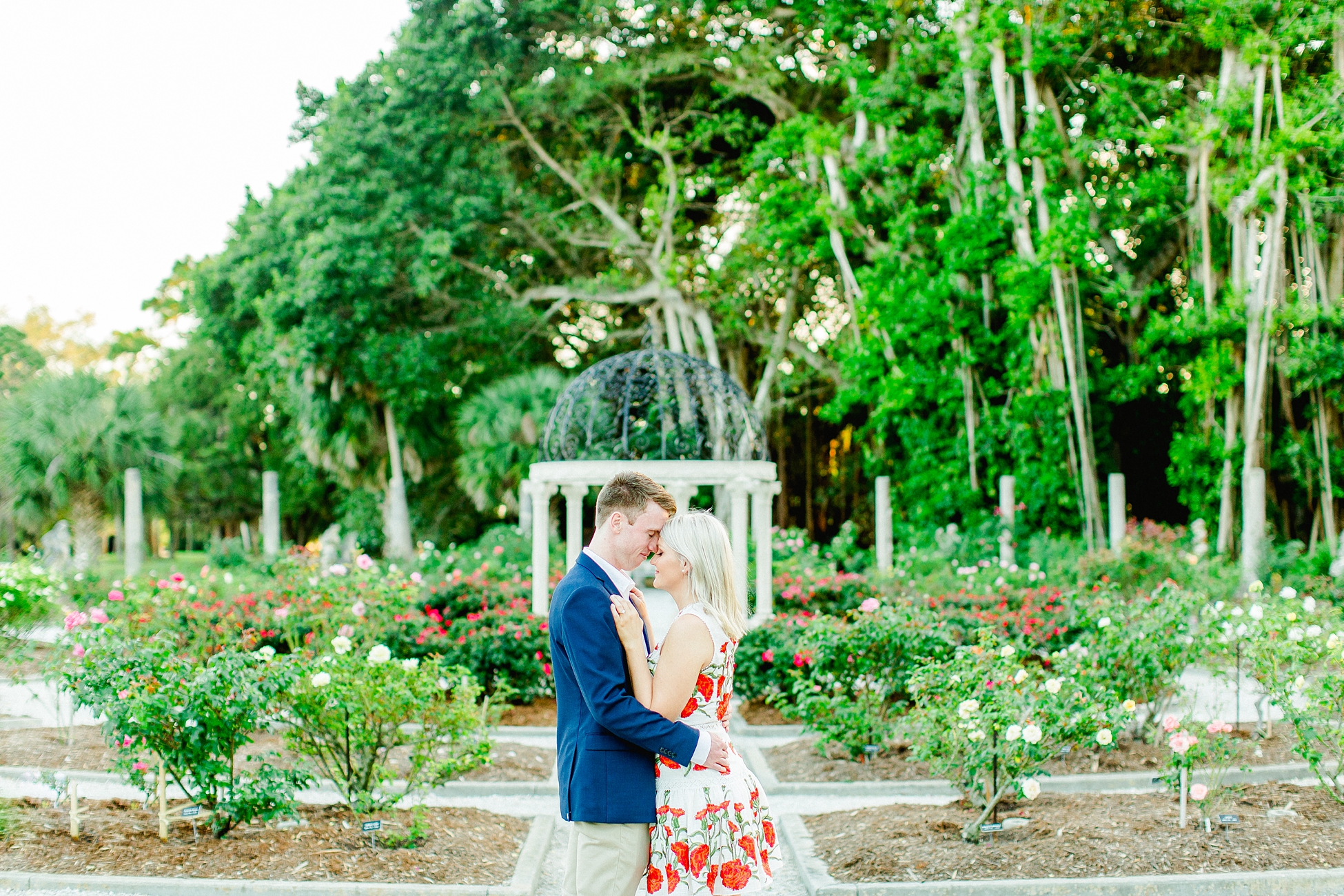 Ringling Museum Engagement | © Ailyn La Torre Photography 2019