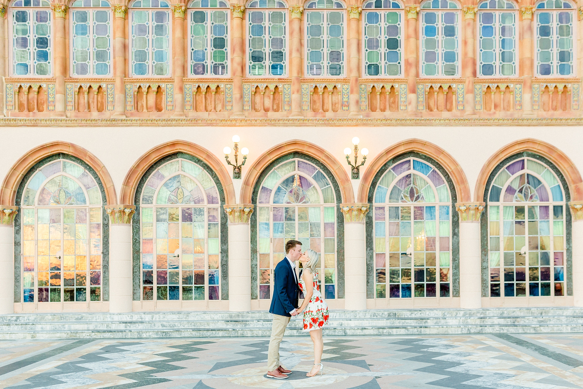 Ringling Museum Engagement | © Ailyn La Torre Photography 2019