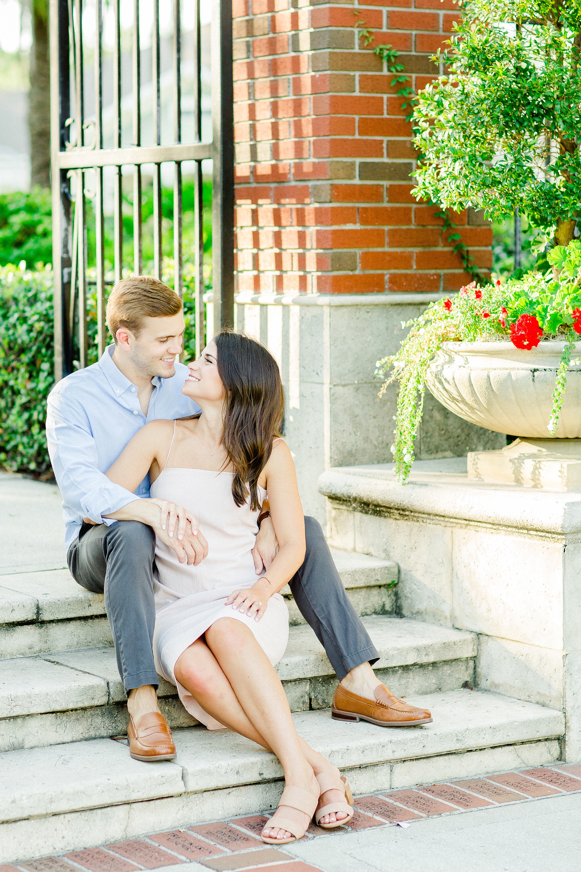 Old Hyde Park Engagement | © Ailyn La Torre Photography 2019