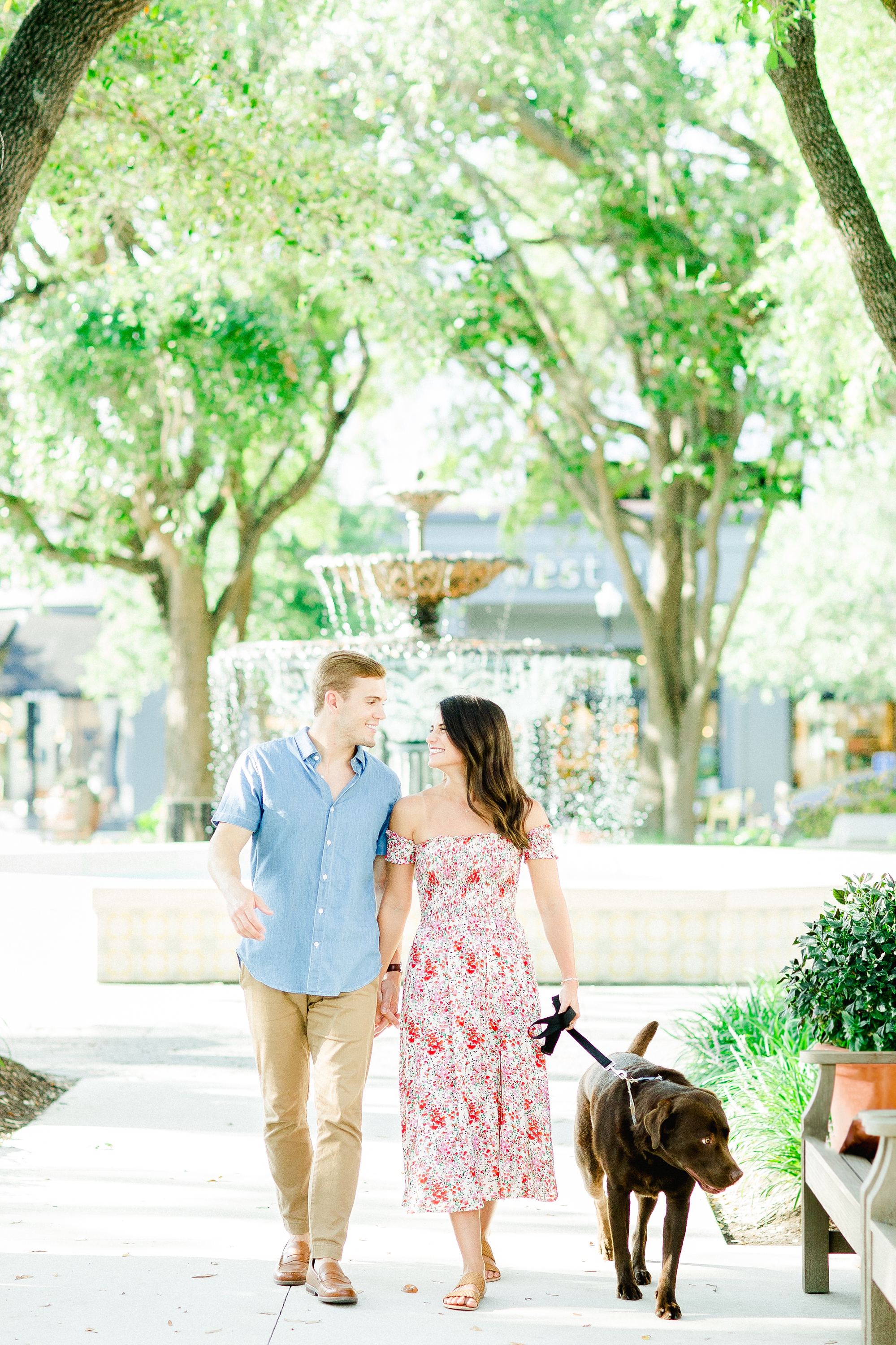Old Hyde Park Engagement | © Ailyn La Torre Photography 2019