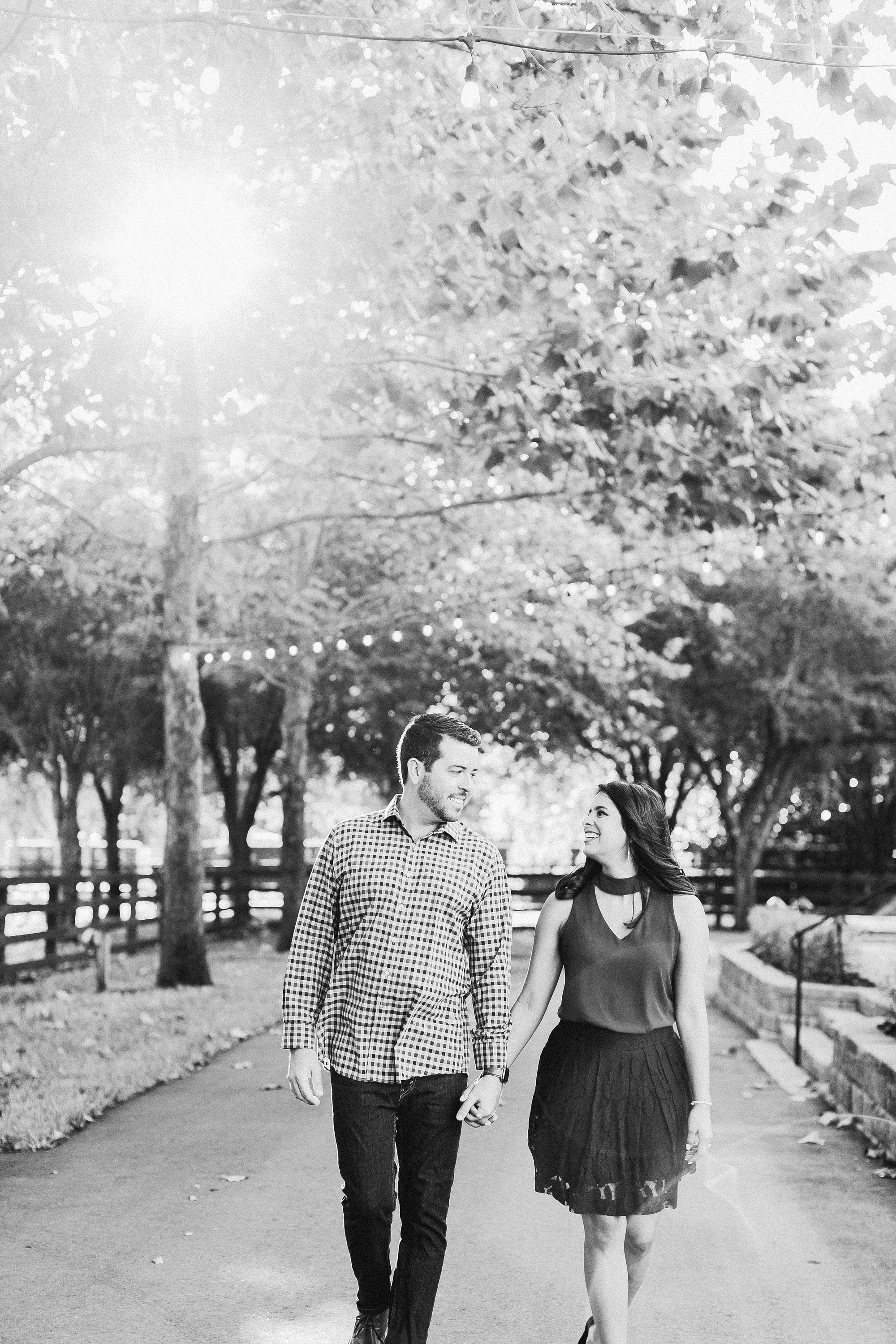 Mision Lago Ranch Engagement | © Ailyn La Torre Photography 2019