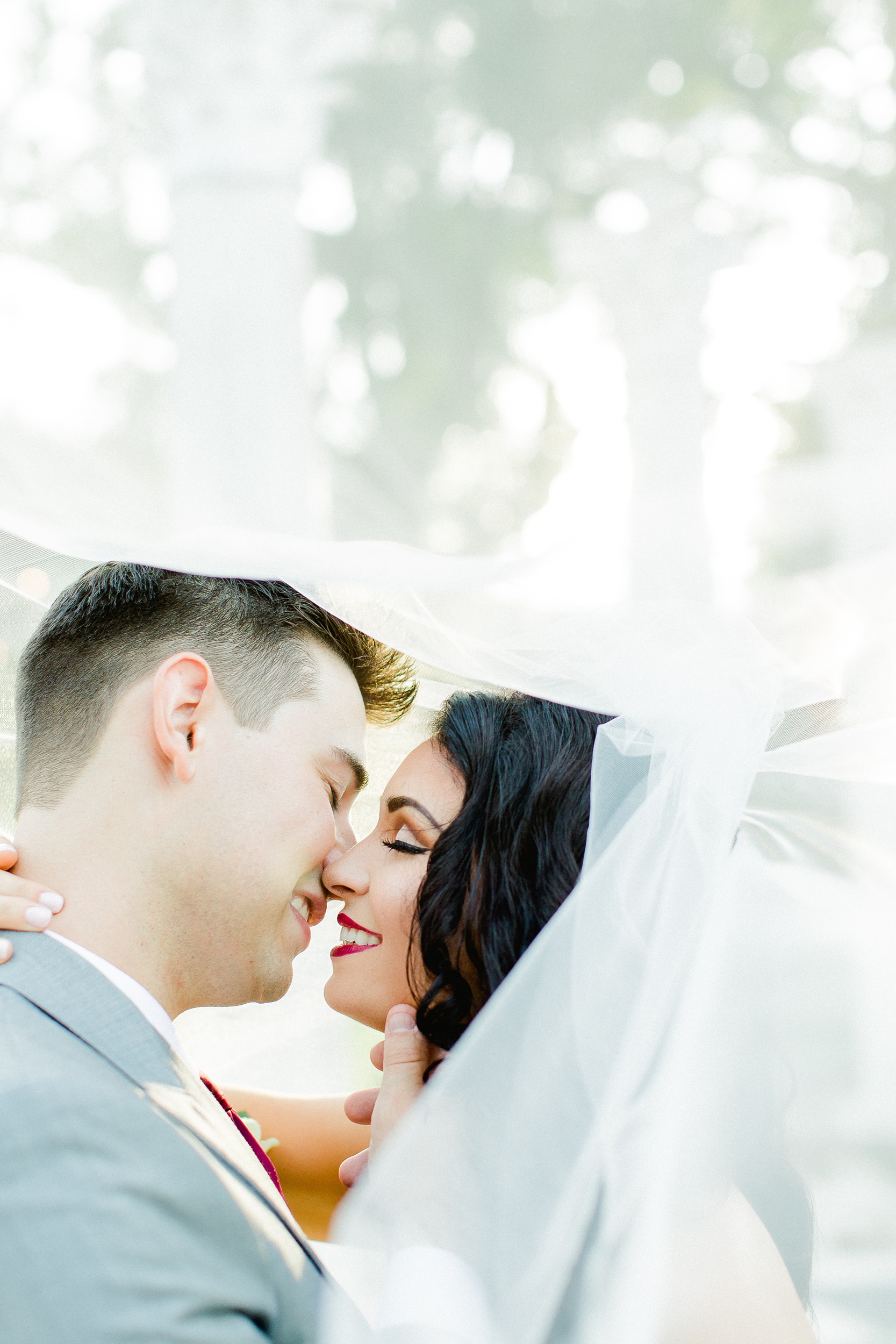 Tampa Wedding Photographer | © Ailyn La Torre Photography 2019