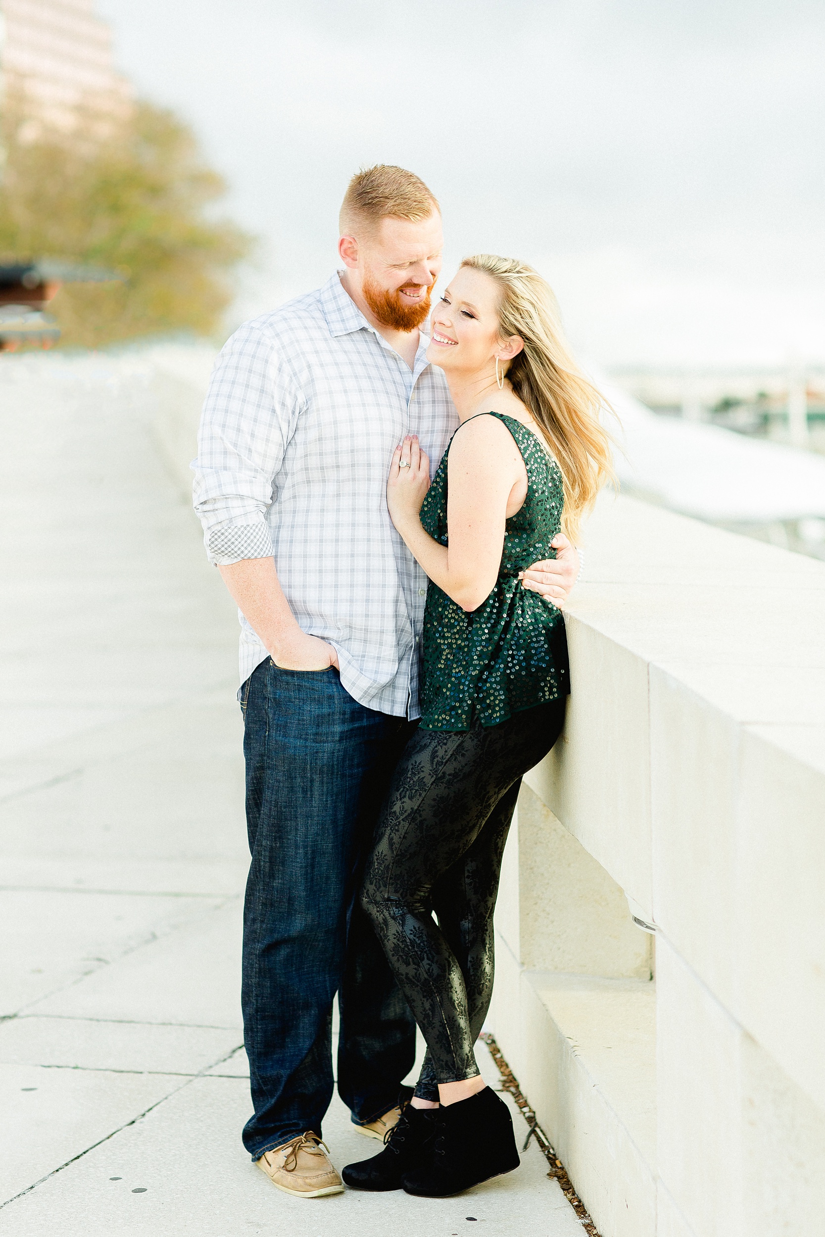 Tampa Engagement | © Ailyn La Torre Photography 2020