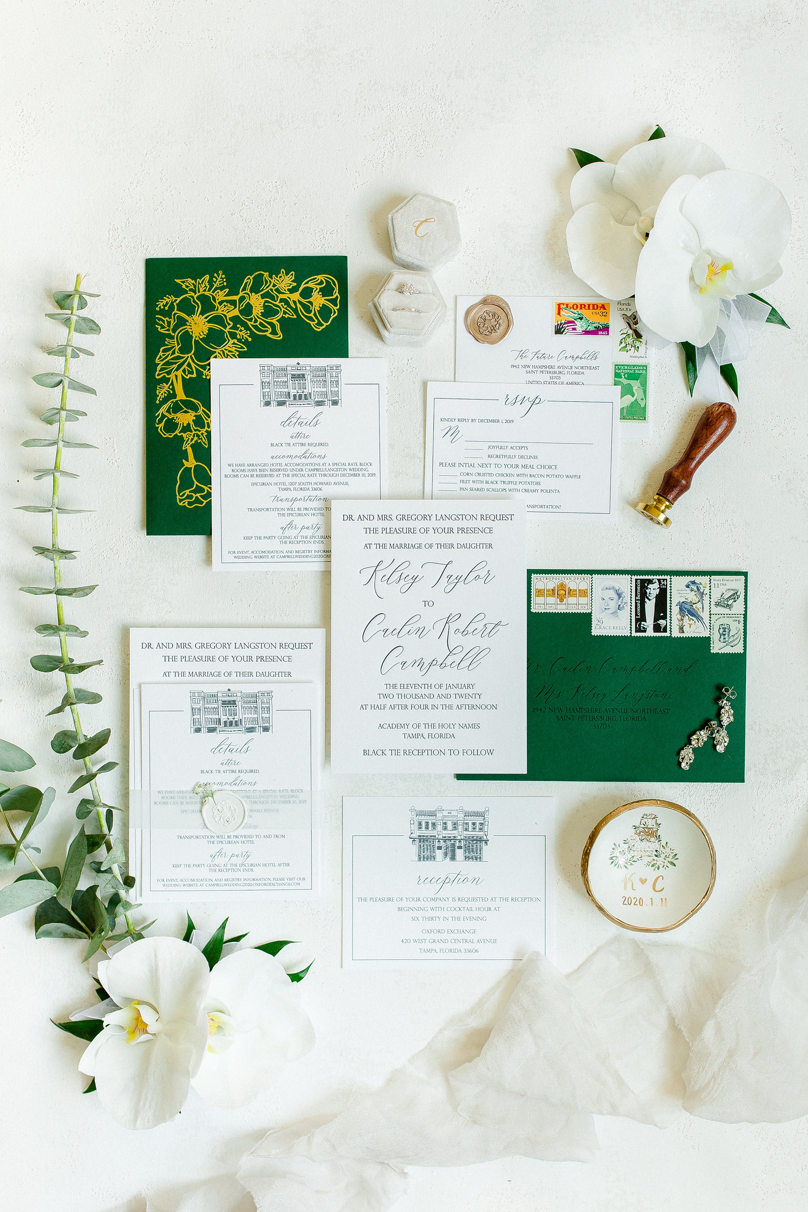 Oxford Exchange Wedding | © Ailyn La Torre Photography 2020