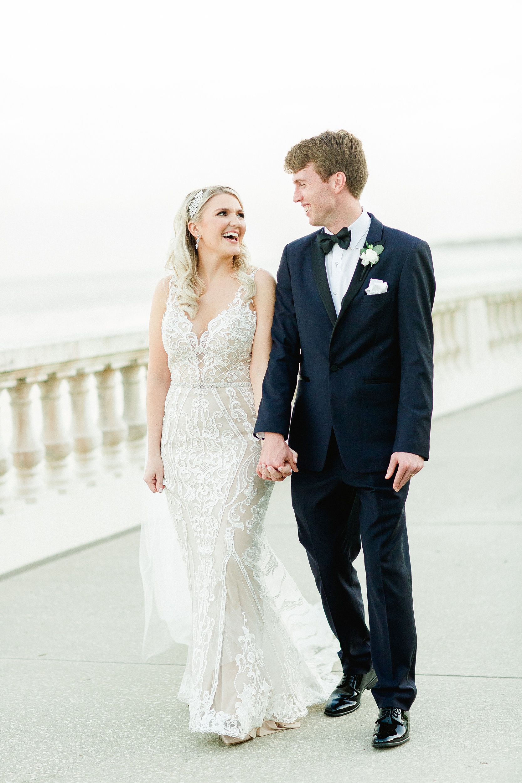 Oxford Exchange Wedding | © Ailyn La Torre Photography 2020