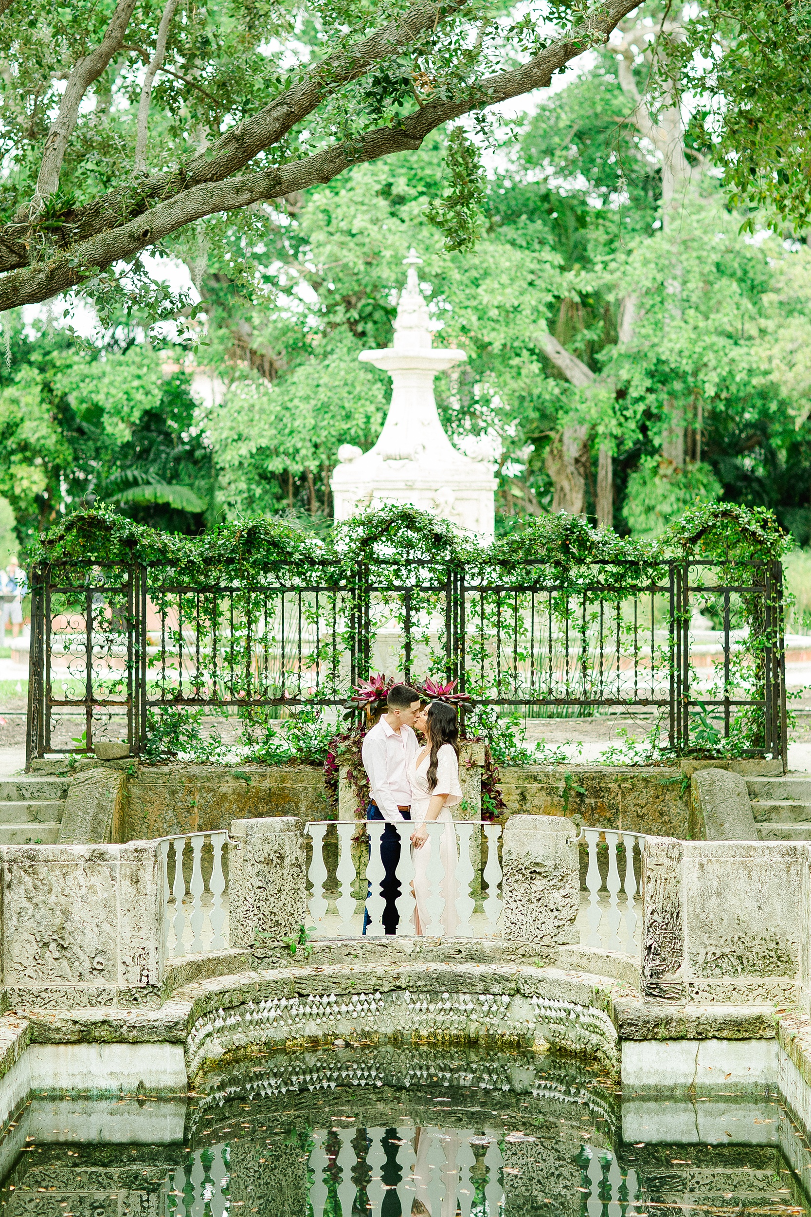 Vizcaya Museum Engagement | © Ailyn La Torre Photography 2020