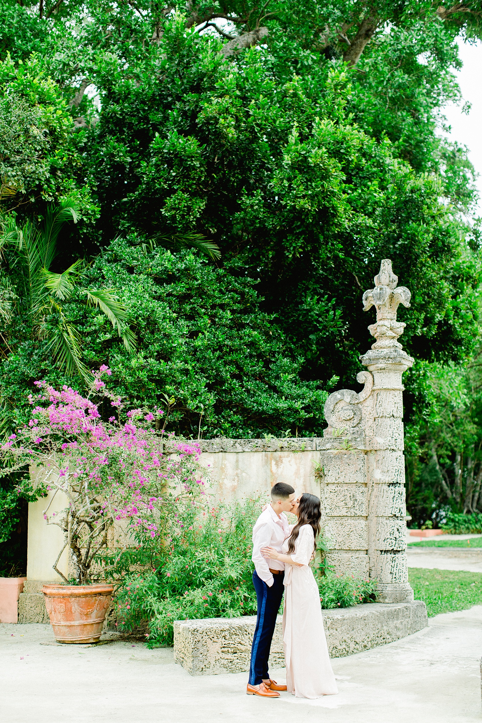 Vizcaya Museum Engagement | © Ailyn La Torre Photography 2020