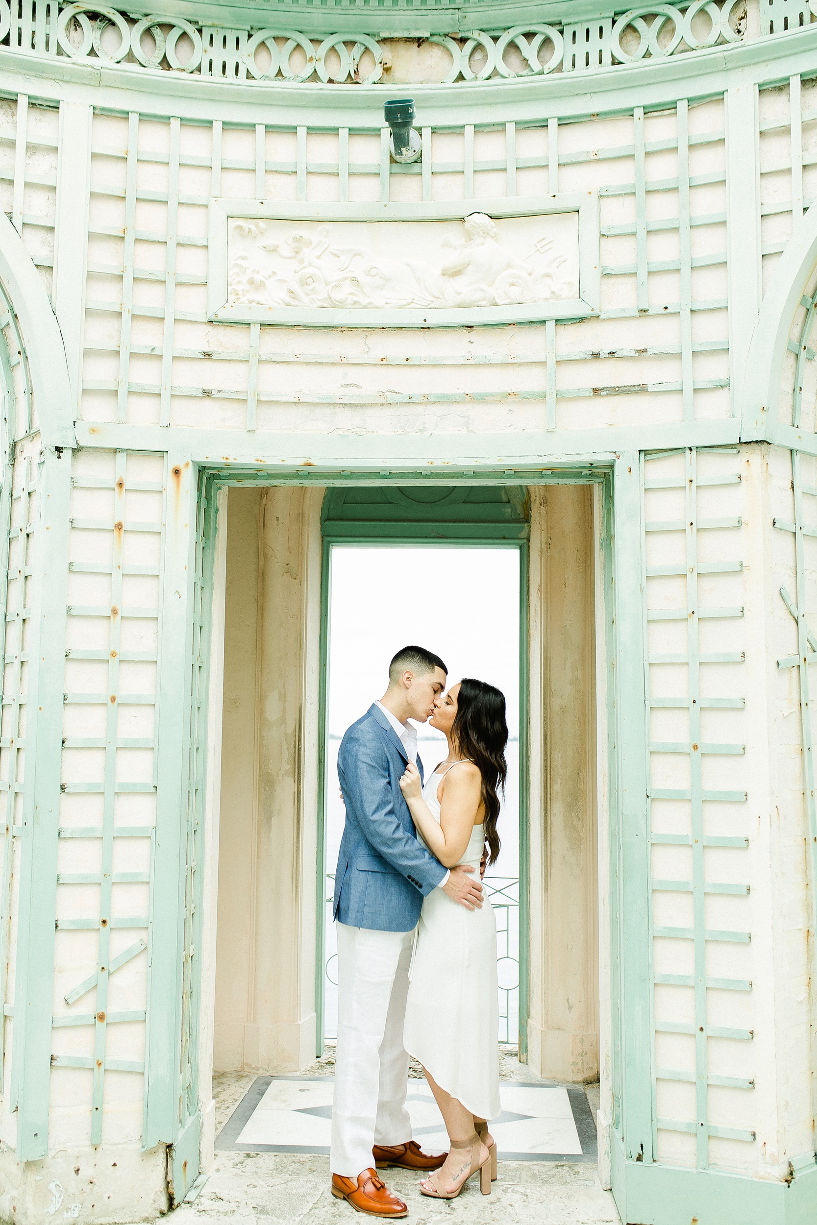 Vizcaya Museum Engagement | © Ailyn La Torre Photography 2020