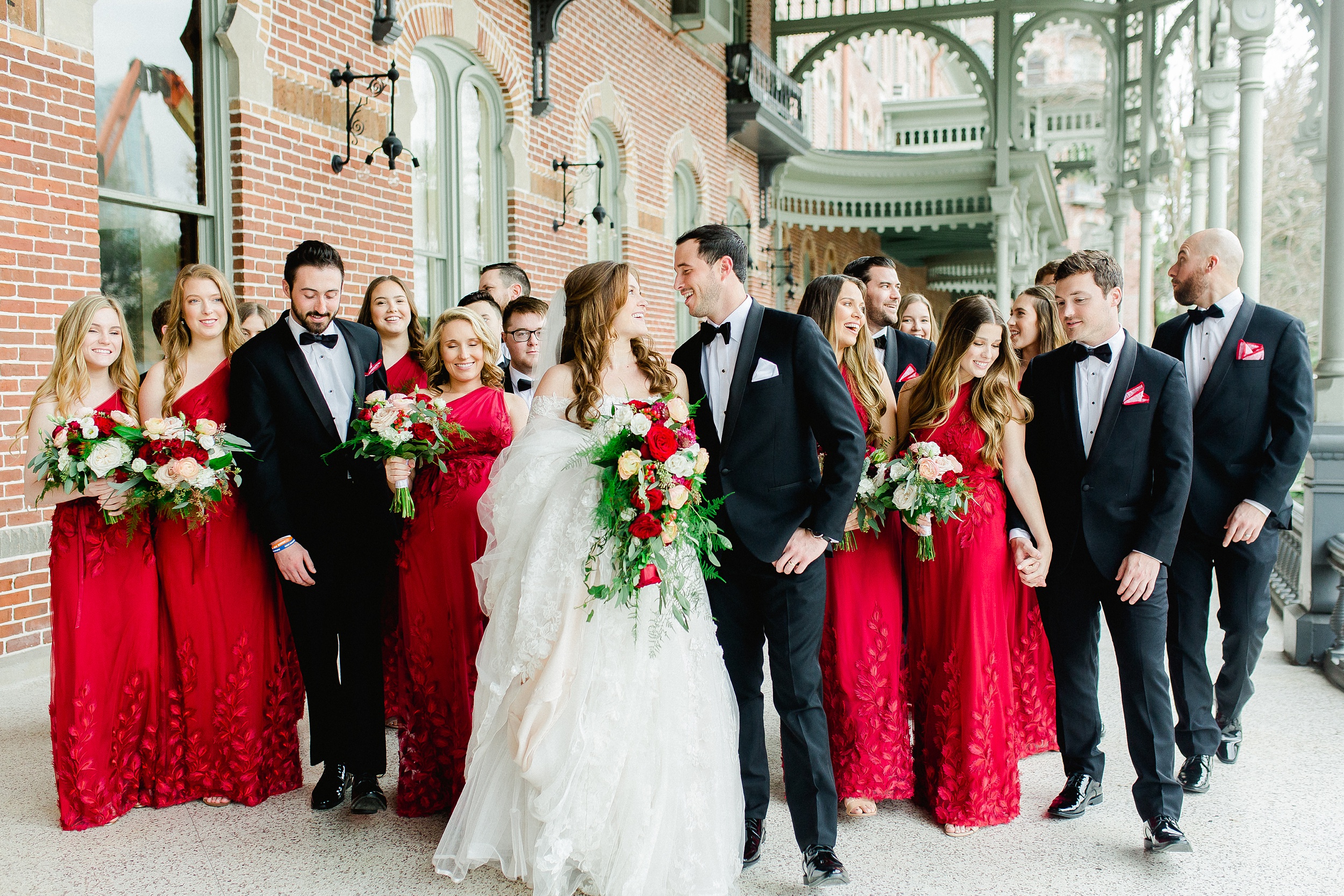 The Vault Wedding | © Ailyn La Torre Photography 2020