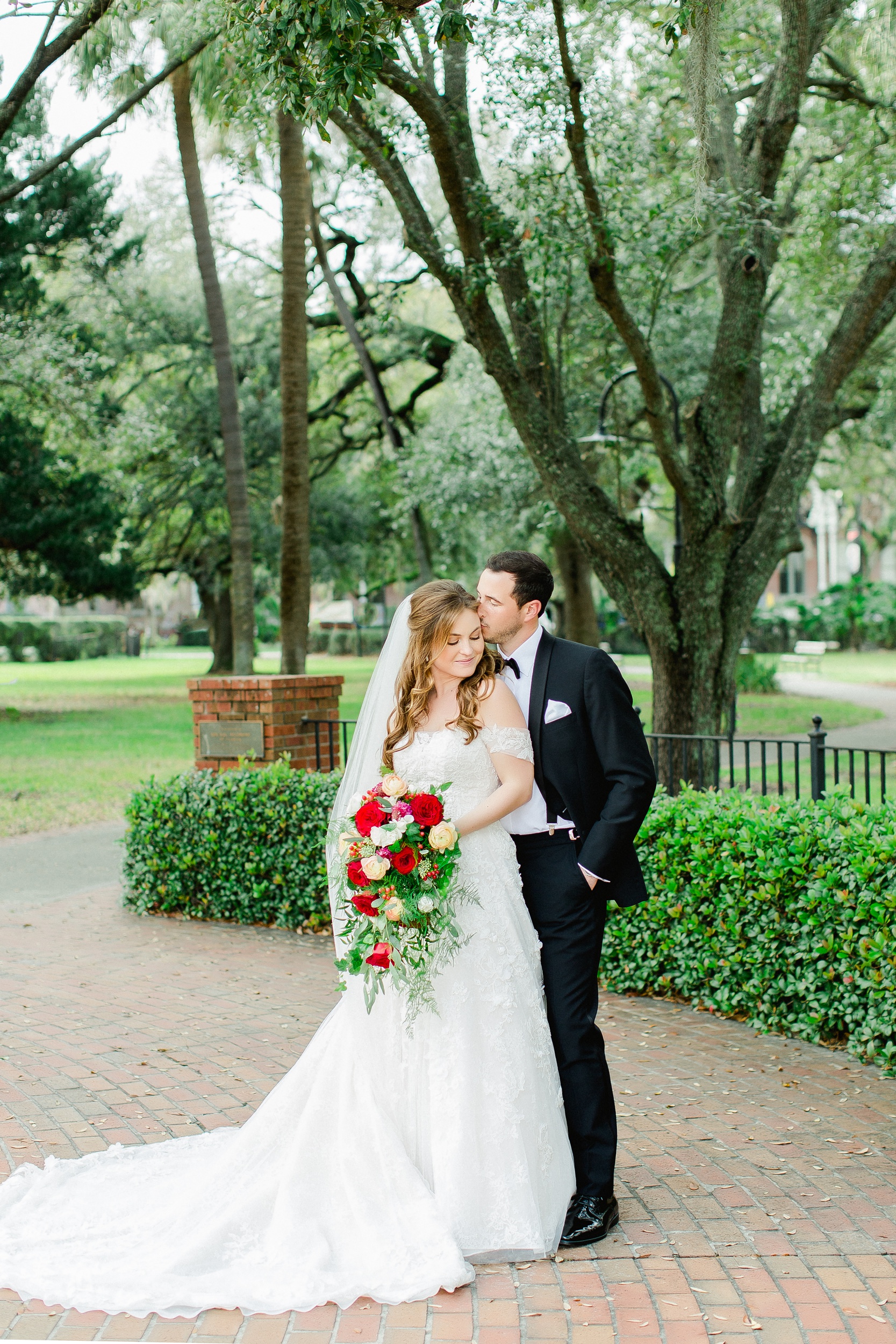 The Vault Wedding | © Ailyn La Torre Photography 2020
