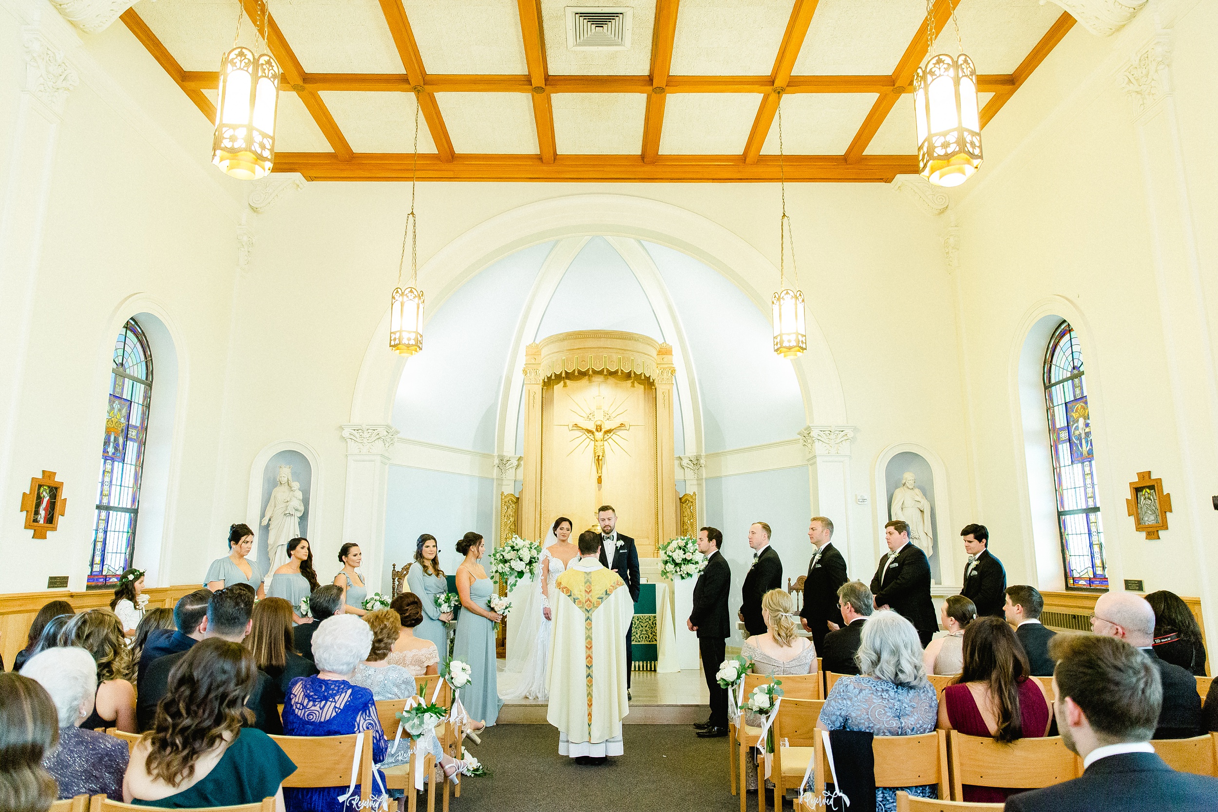 The Vault Wedding | © Ailyn La Torre Photography 2020