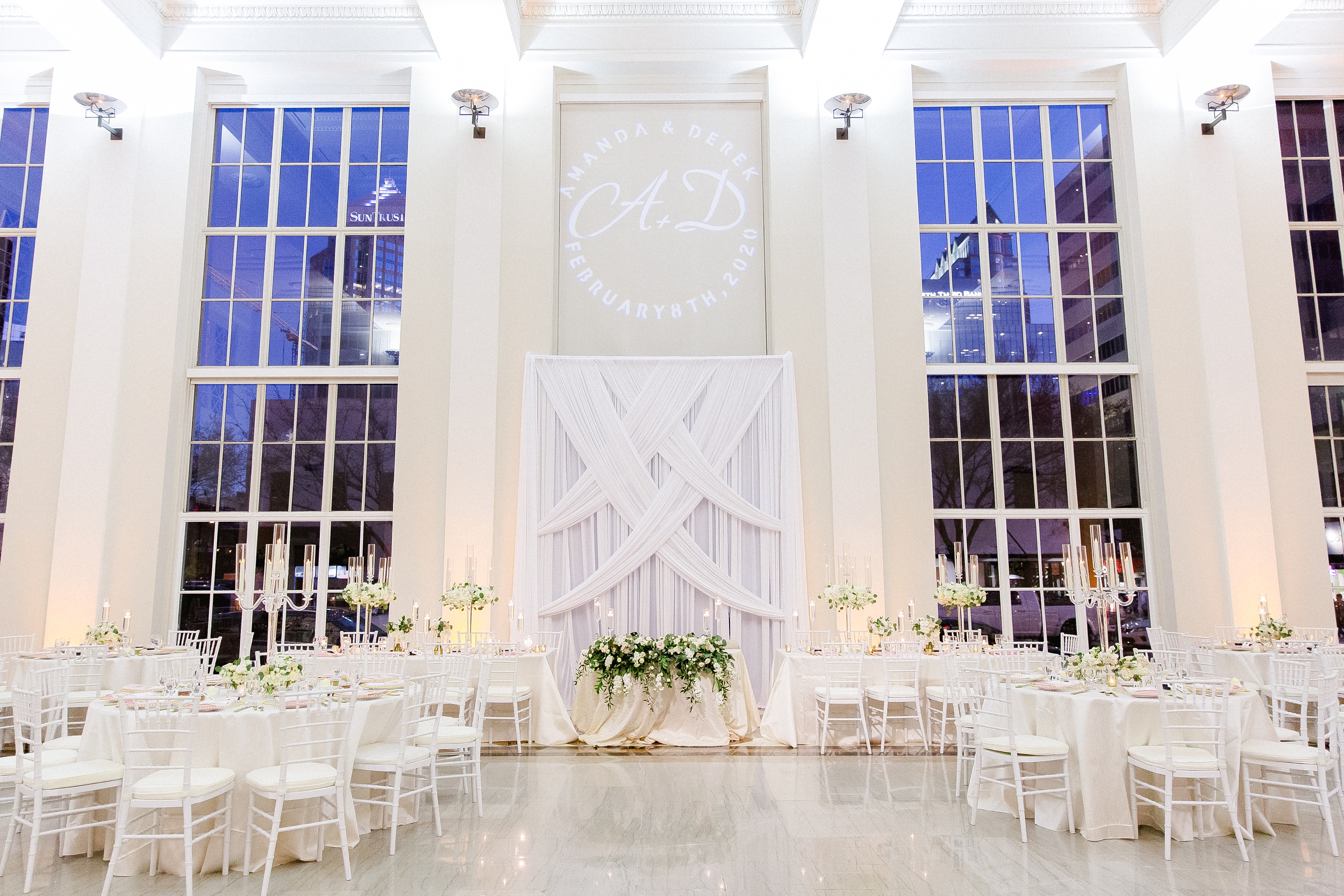The Vault Wedding | © Ailyn La Torre Photography 2020